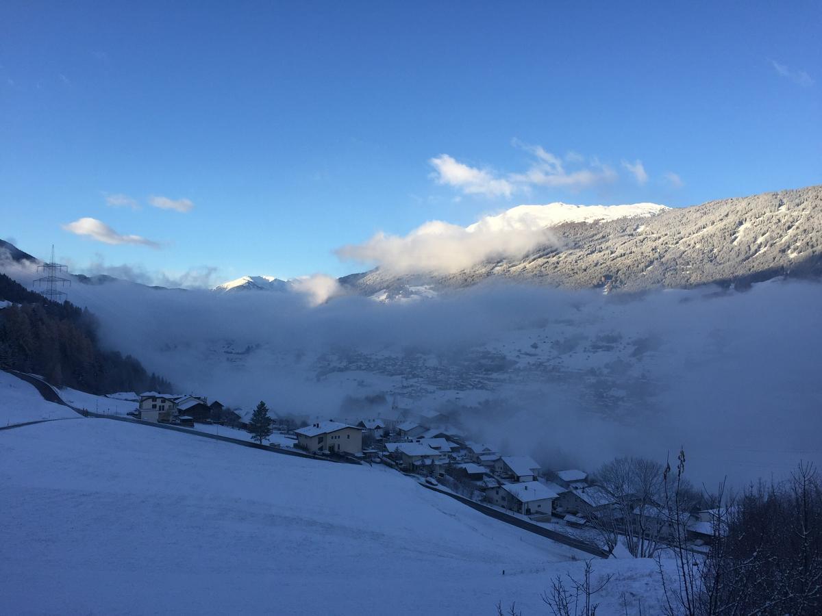 Apart Ferienraich Arzl im Pitztal Esterno foto